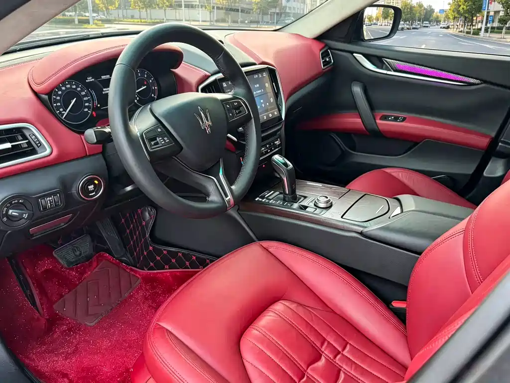 Maserati Ghibli 2015 — фото 4