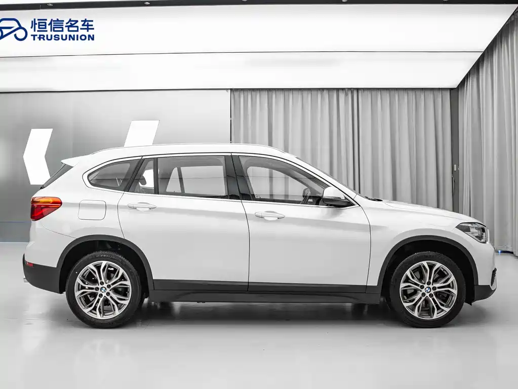 BMW X1 2019 — фото 10