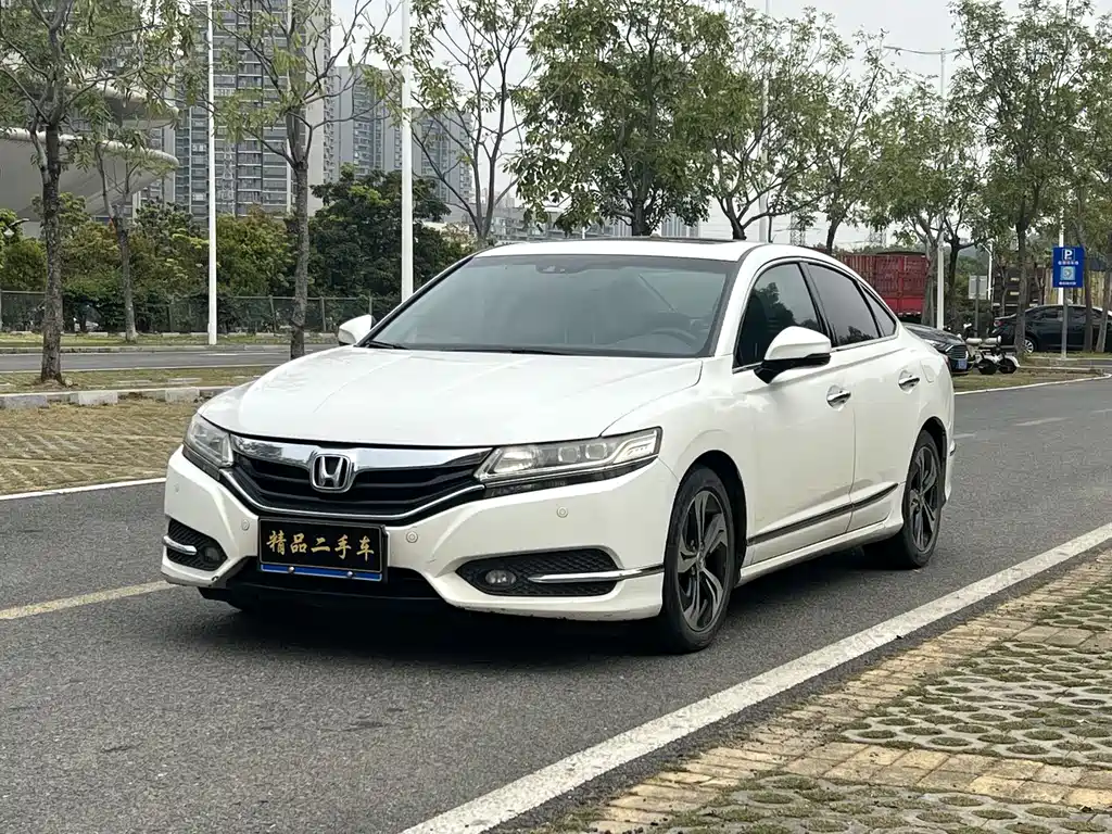 Honda Spirior 2016 — фото 2
