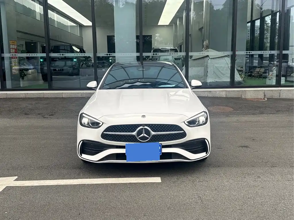 Mercedes-Benz C-Class 2022