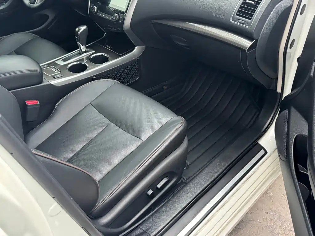 Nissan Teana 2016 — фото 14