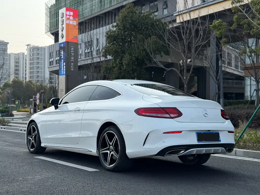 Mercedes-Benz C-Class 2017 — фото 12