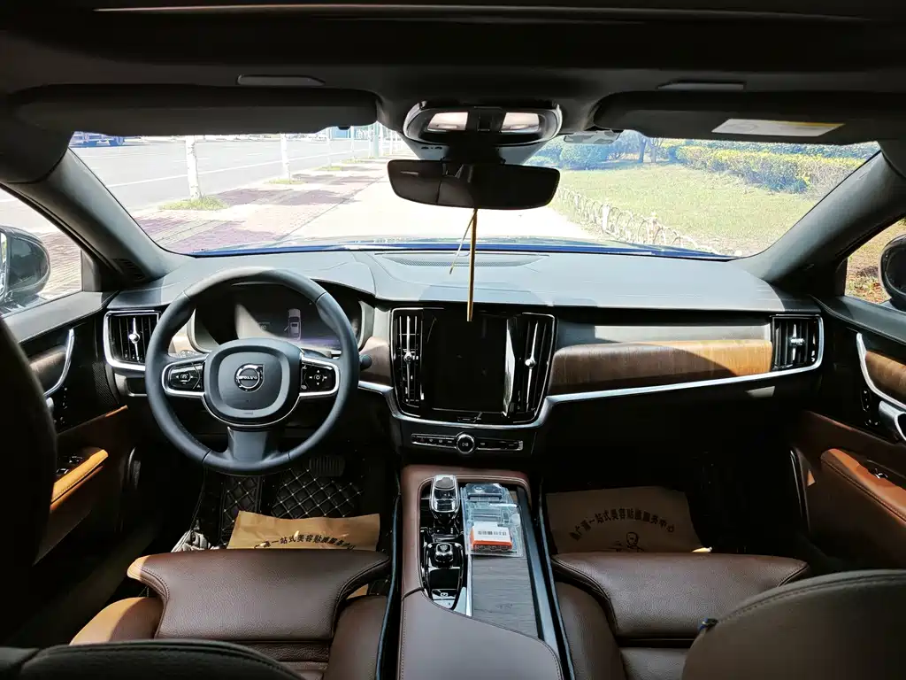 Volvo S90 2023 — фото 7
