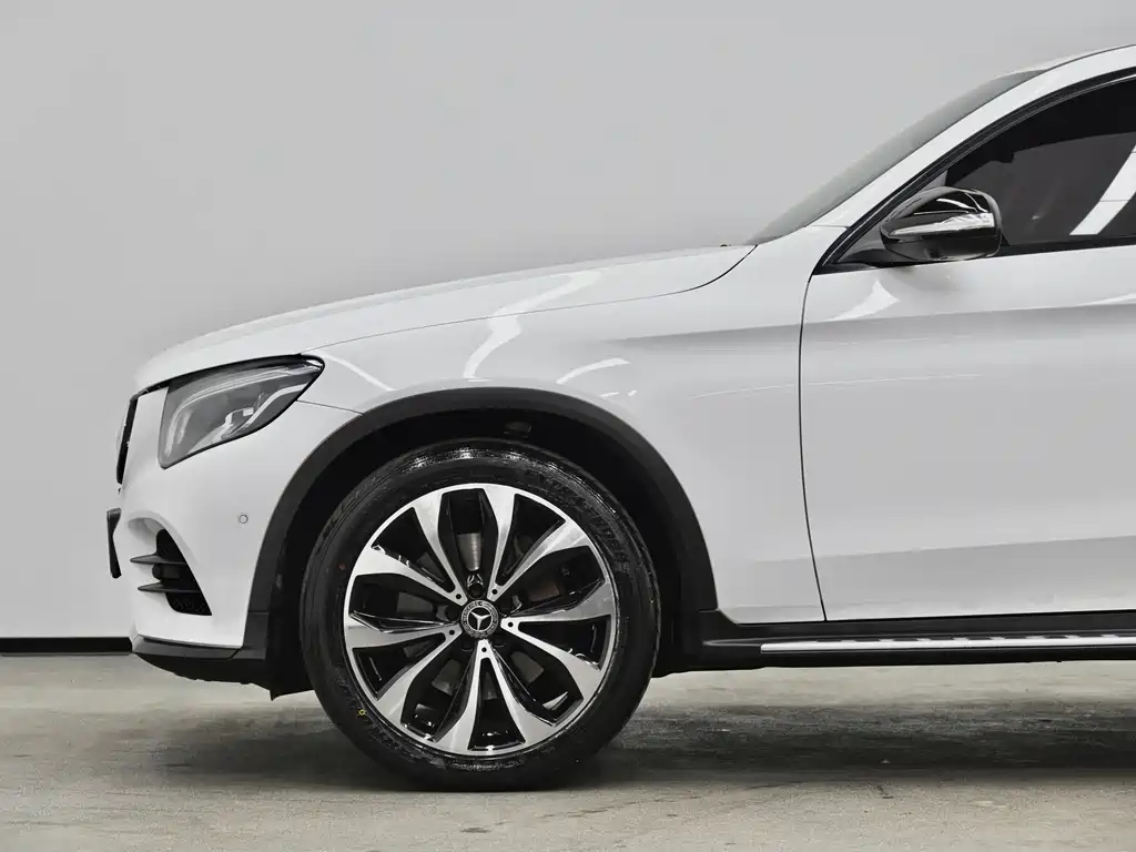 Mercedes-Benz GLC Coupe 2019 — фото 25