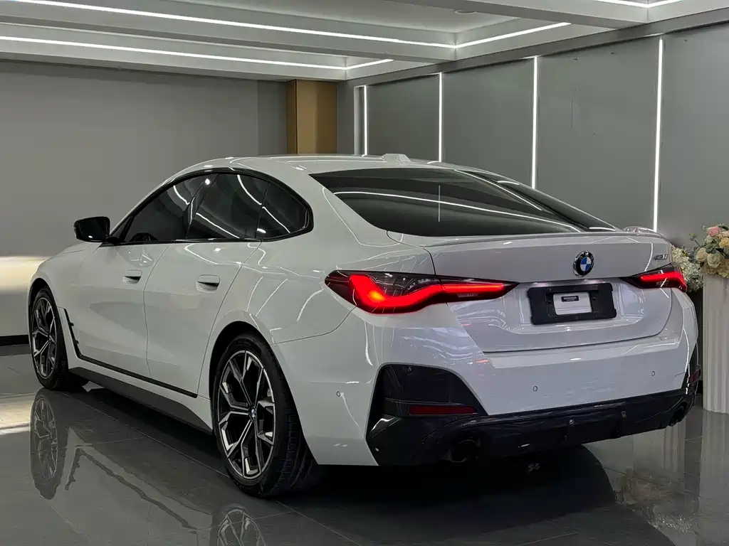 BMW 4 Series 2022 — фото 9