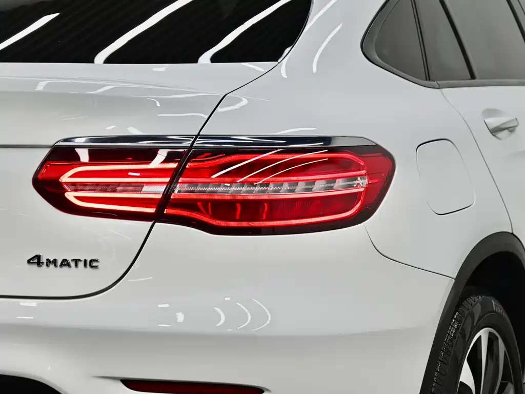 Mercedes-Benz GLC Coupe 2019 — фото 35