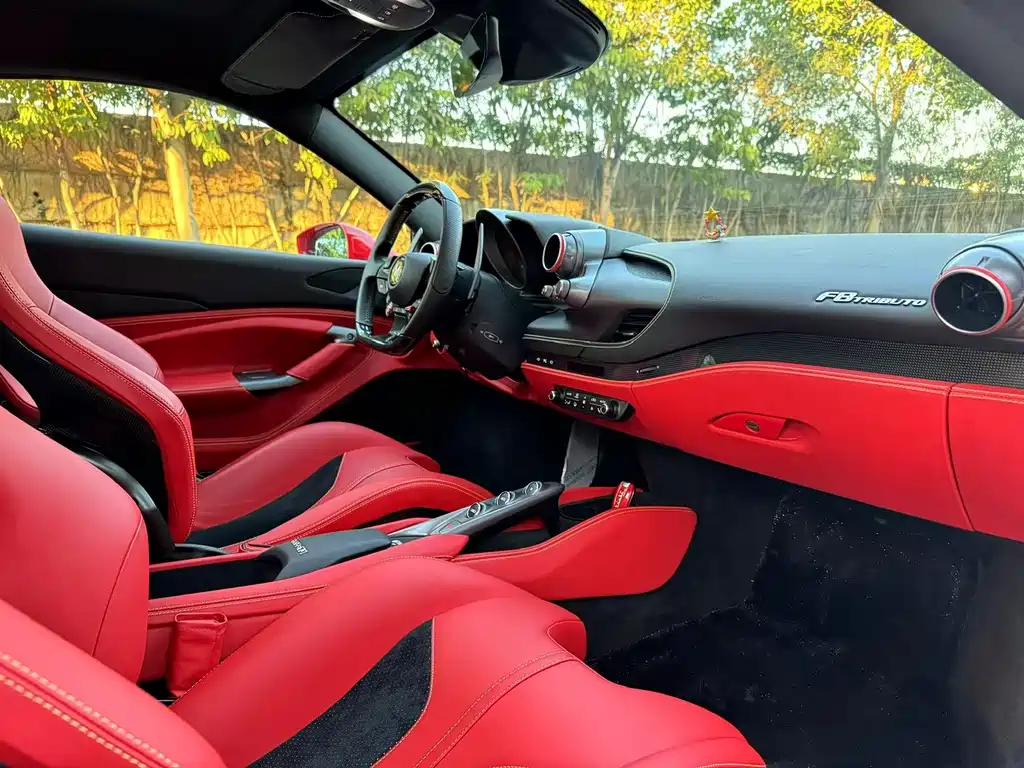 Ferrari F8 2021 — фото 3
