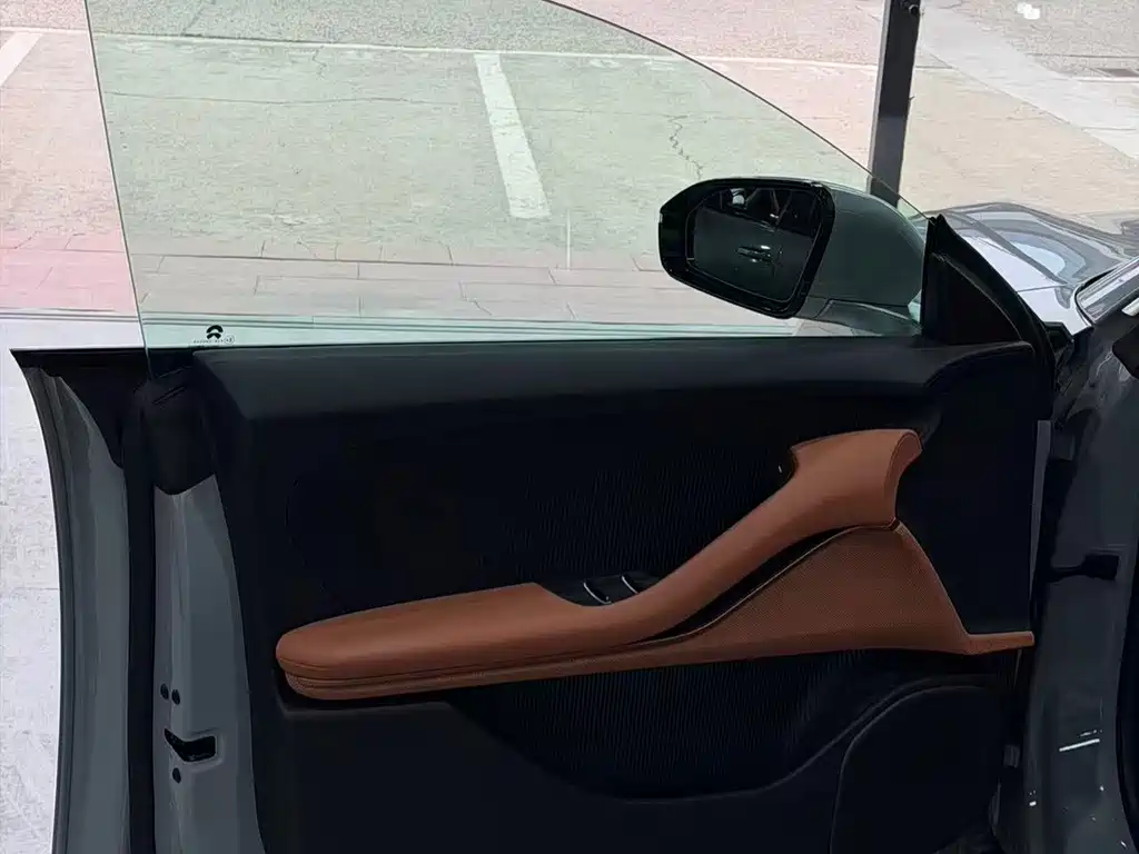 NIO ET5 2025