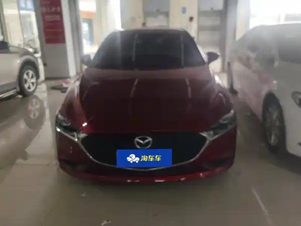 Mazda 3 Axela 2022
