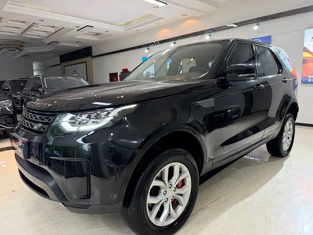 Land Rover Discovery 2019 — фото 1