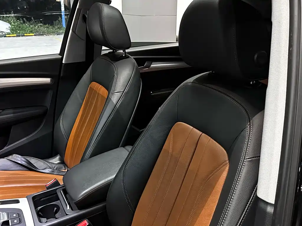 Audi Q5L 2021 — фото 10