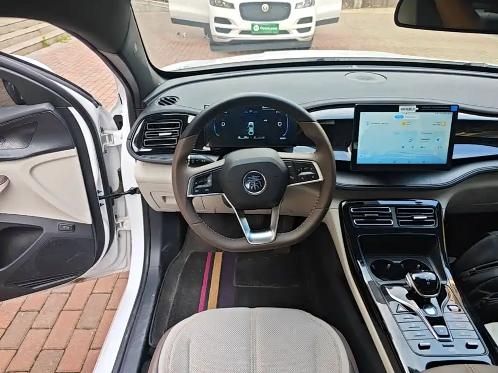 BYD Qin PLUS 2025 — фото 11