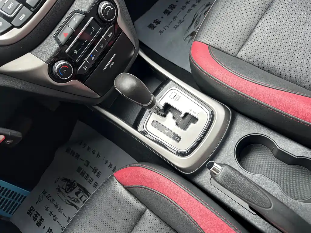Changan Eado XT 2015 — фото 13