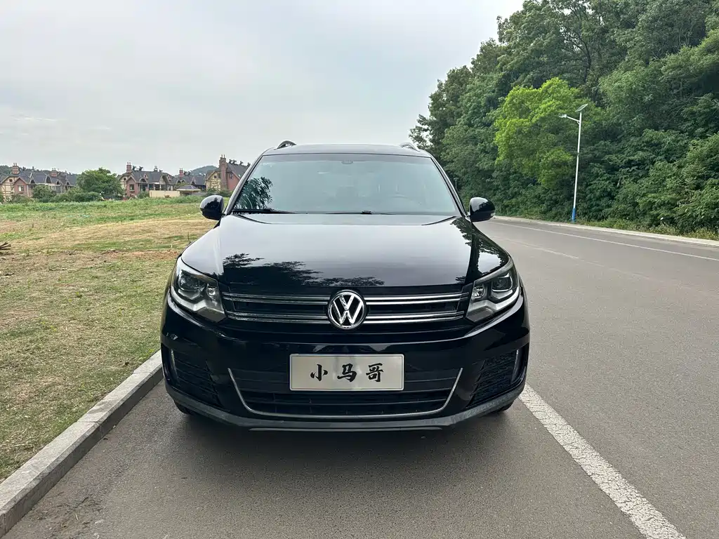 Volkswagen Tiguan 2015 — фото 2