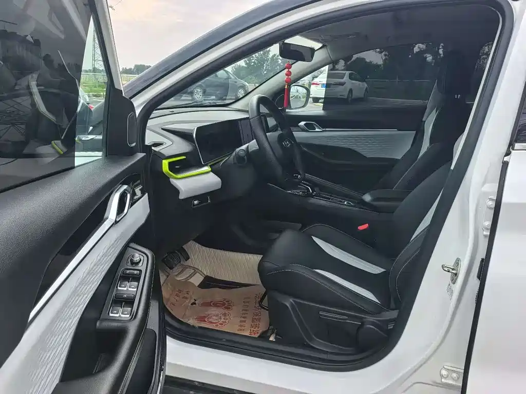 Geely Binyue 2023
