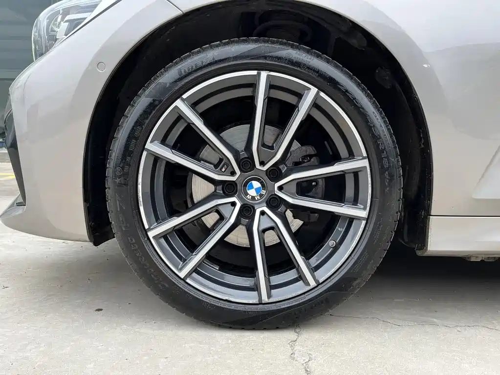 BMW 3 Series 2021 — фото 15