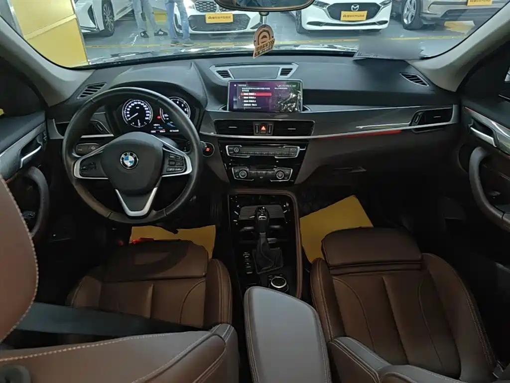 BMW X1 New Energy 2019 — фото 10