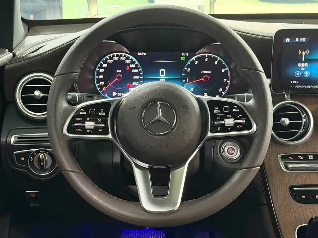 Mercedes-Benz GLC 2022 — фото 24