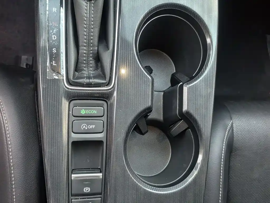 Honda Civic 2024 — фото 12