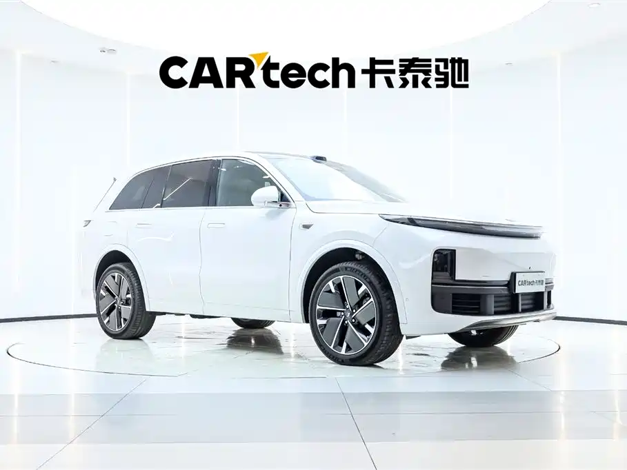 Li Auto Li L8 2025