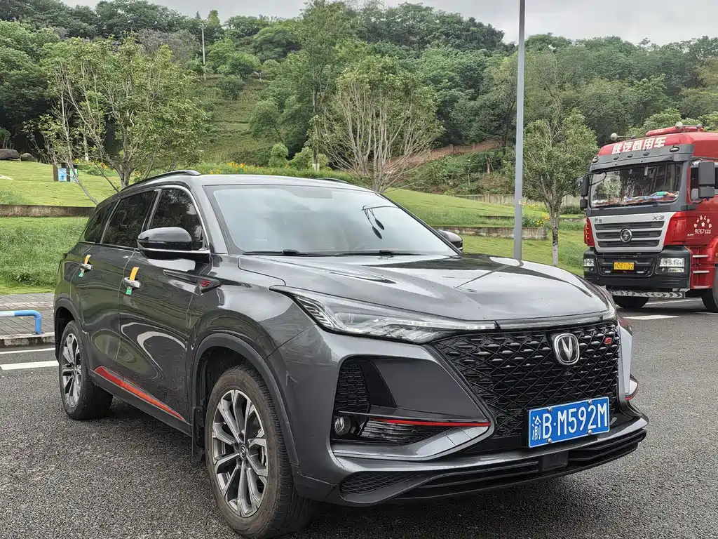 Changan CS75 PLUS 2021 — фото 3