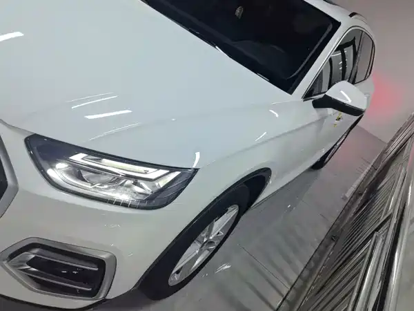 Audi Q5L 2022