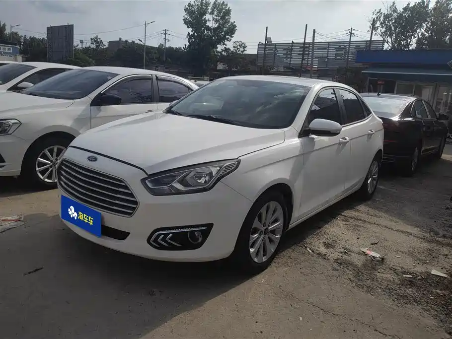 Ford Escort 2018