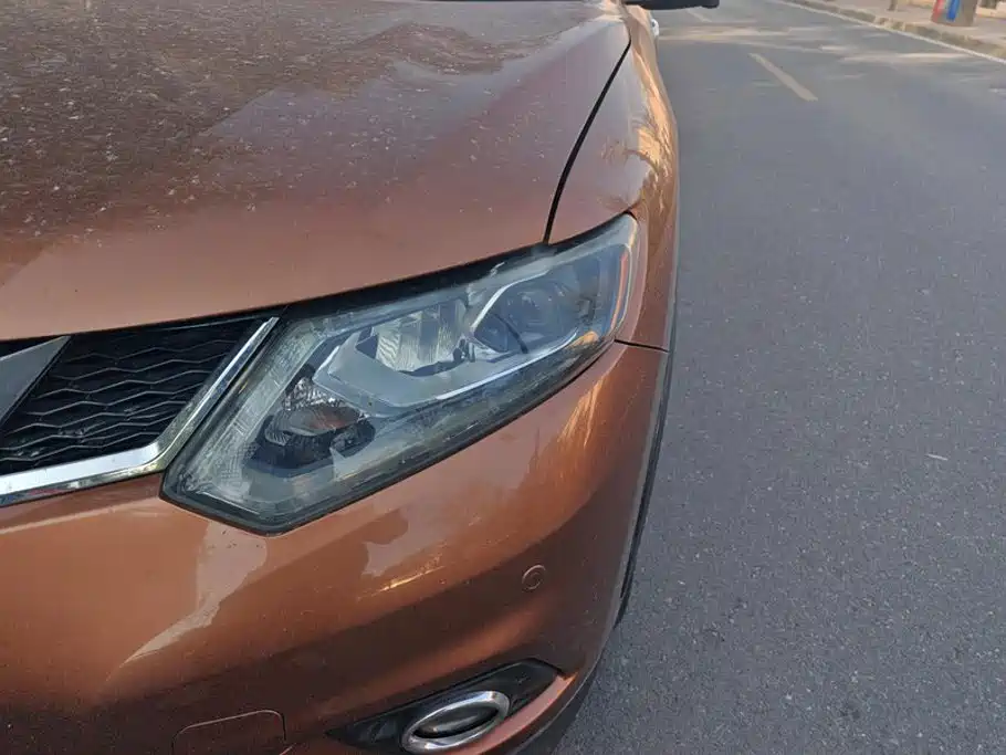 Nissan X-Trail 2015