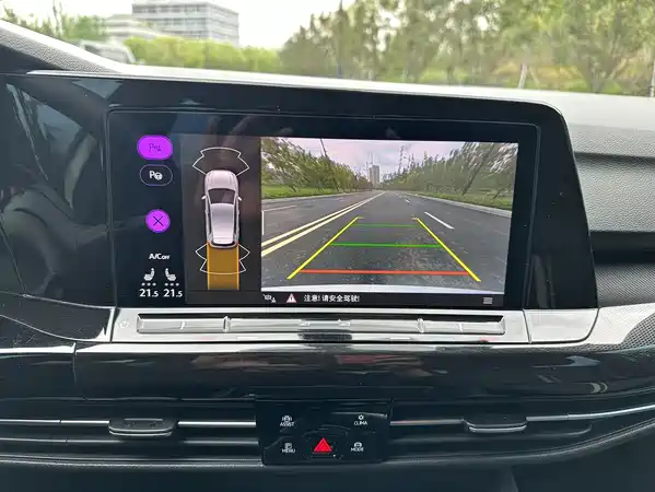 Volkswagen Golf 2023