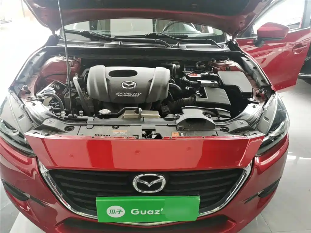 Mazda 3 Axela 2019 — фото 20