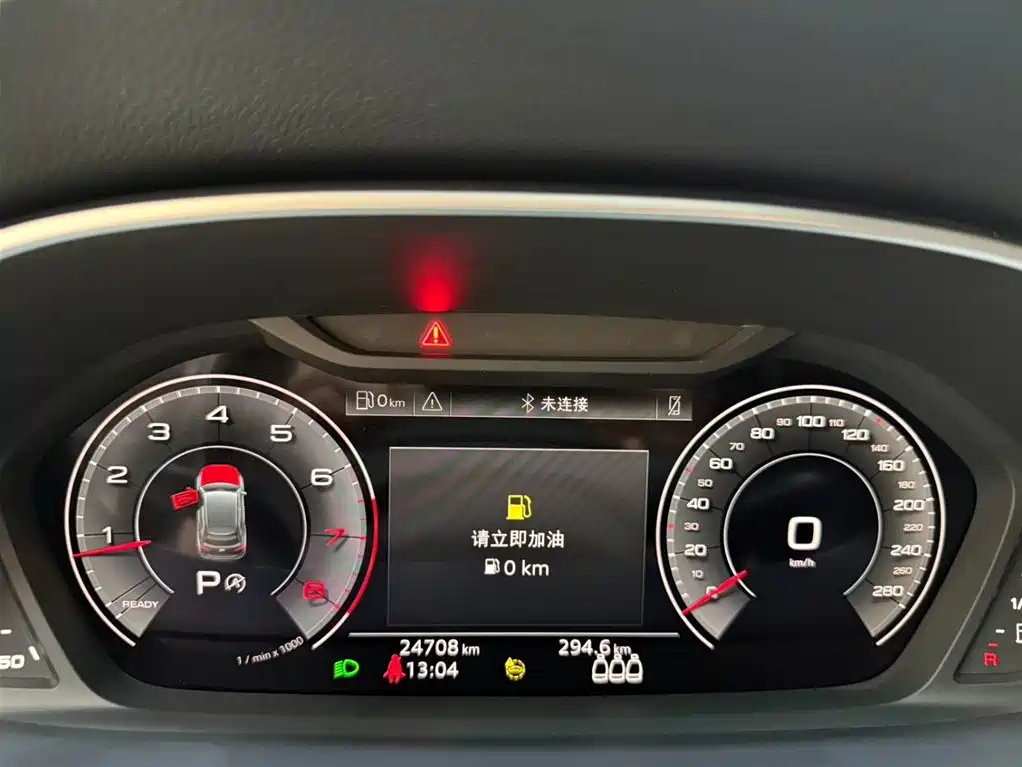 Audi Q3 2023 — фото 10