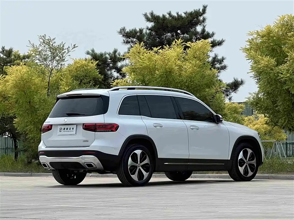 Mercedes-Benz GLB 2021 — фото 28