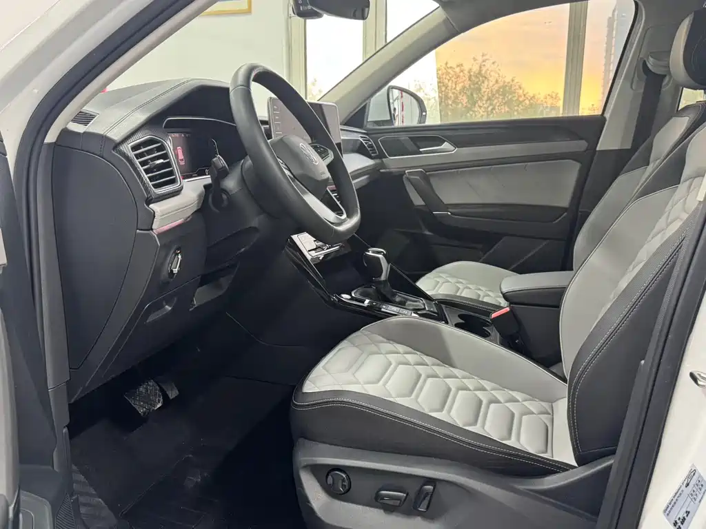 Volkswagen Tayron 2023