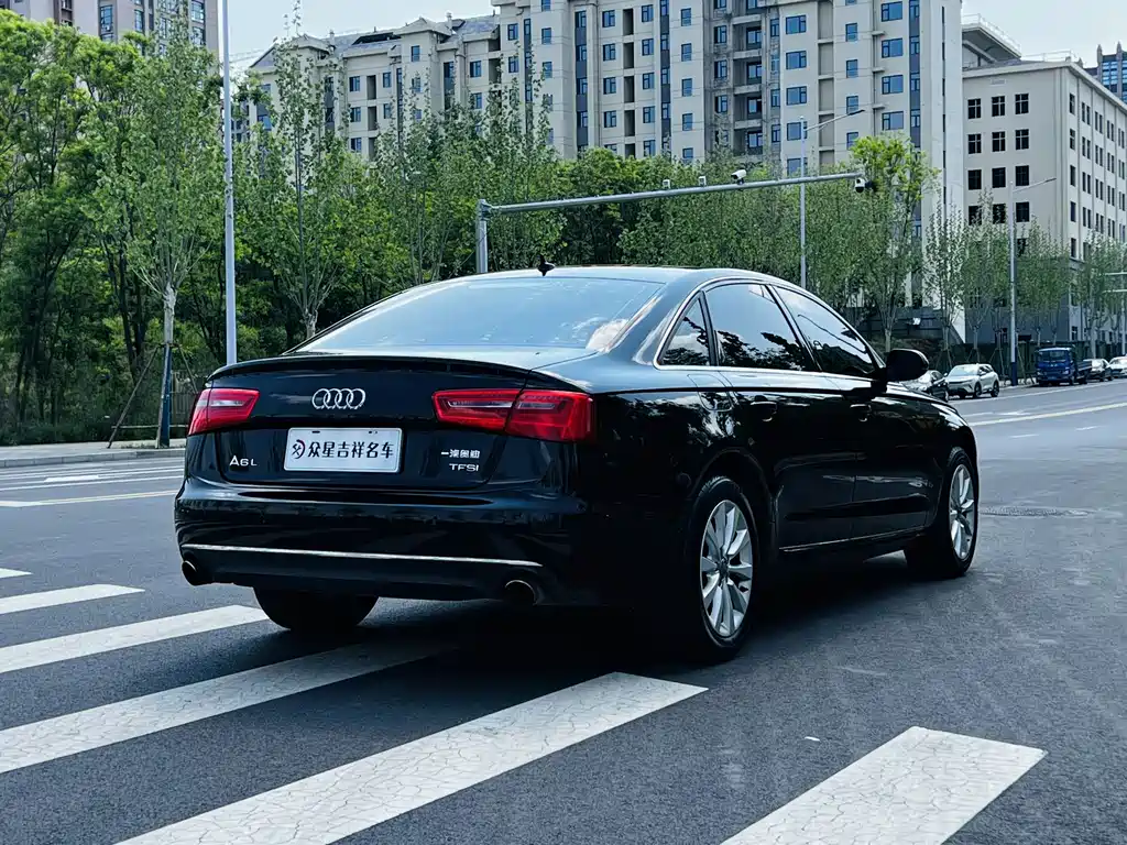 Audi A6L 2012 — фото 18