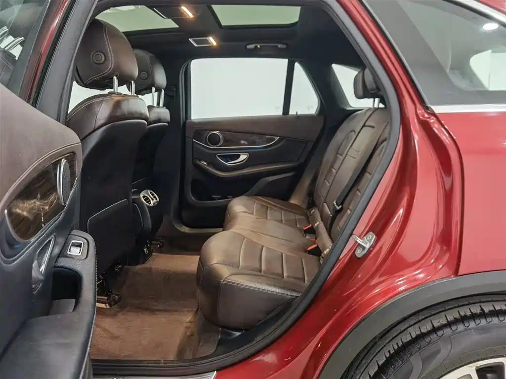 Mercedes-Benz GLC 2019 — фото 15
