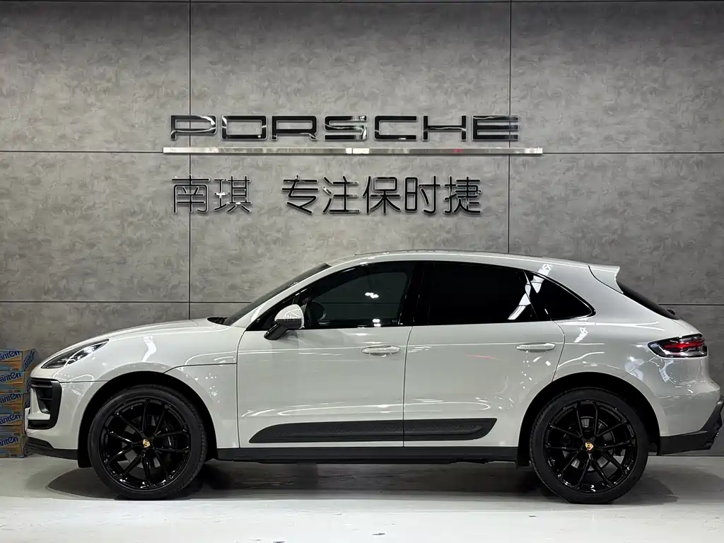 Porsche Macan 2022 — фото 4