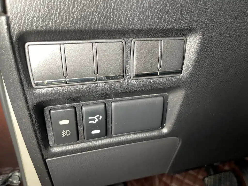 Nissan Patrol 2017 — фото 18