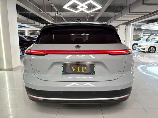 NIO ES6 2025