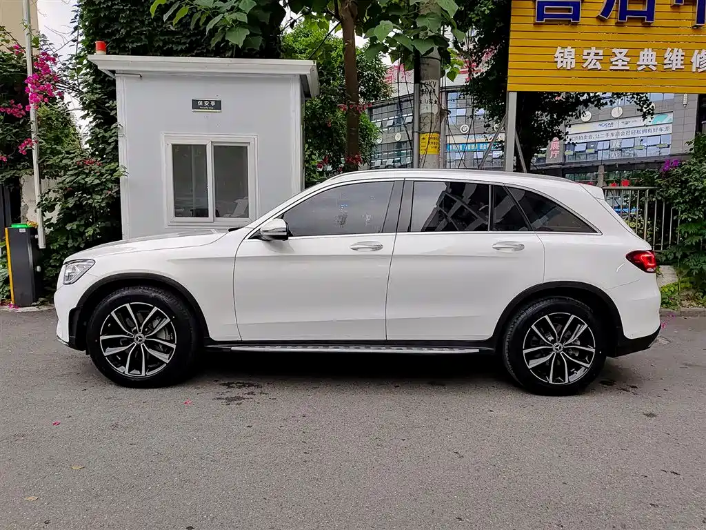 Mercedes-Benz GLC 2021
