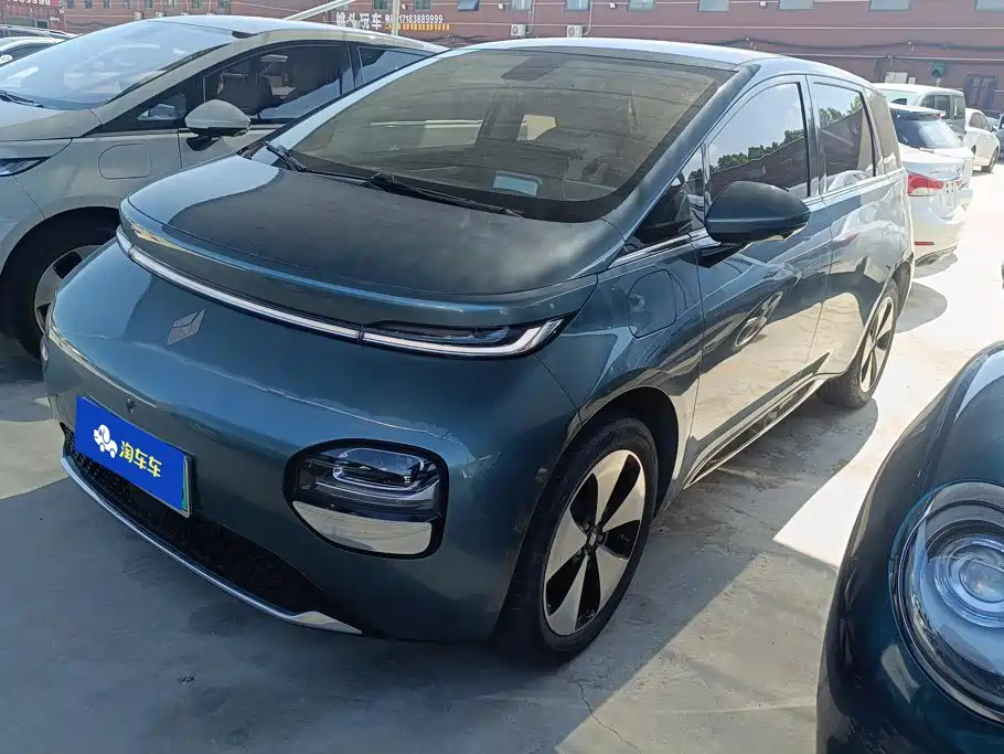 Baojun Clouds 2023