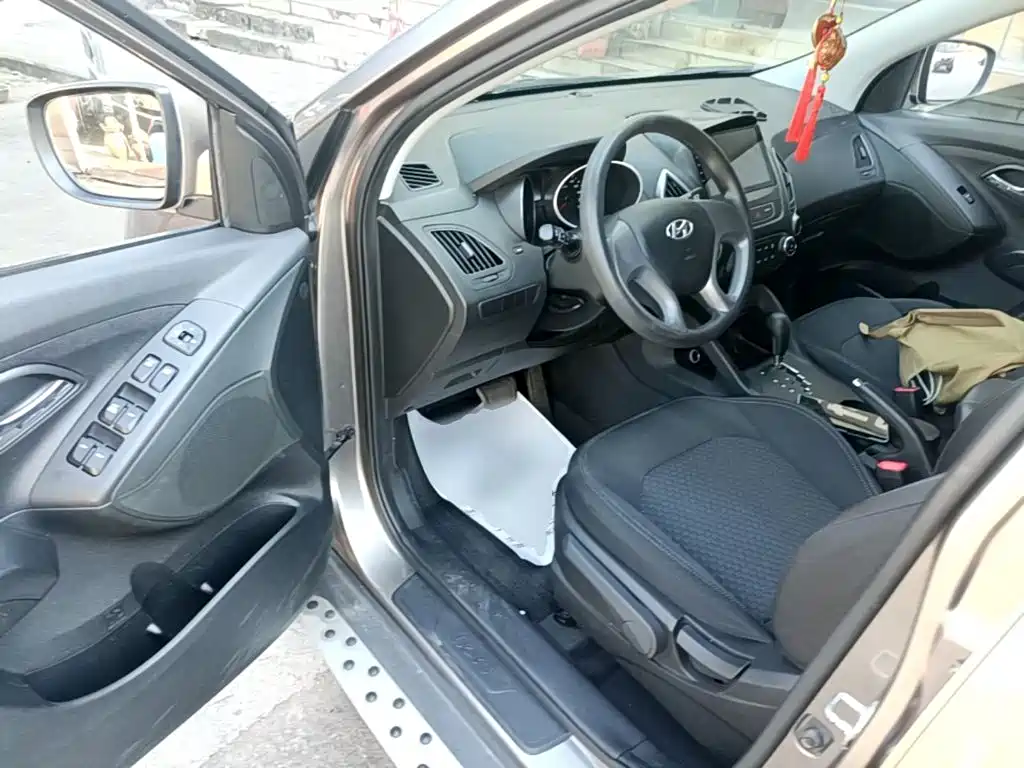 Hyundai ix35 2016 — фото 16