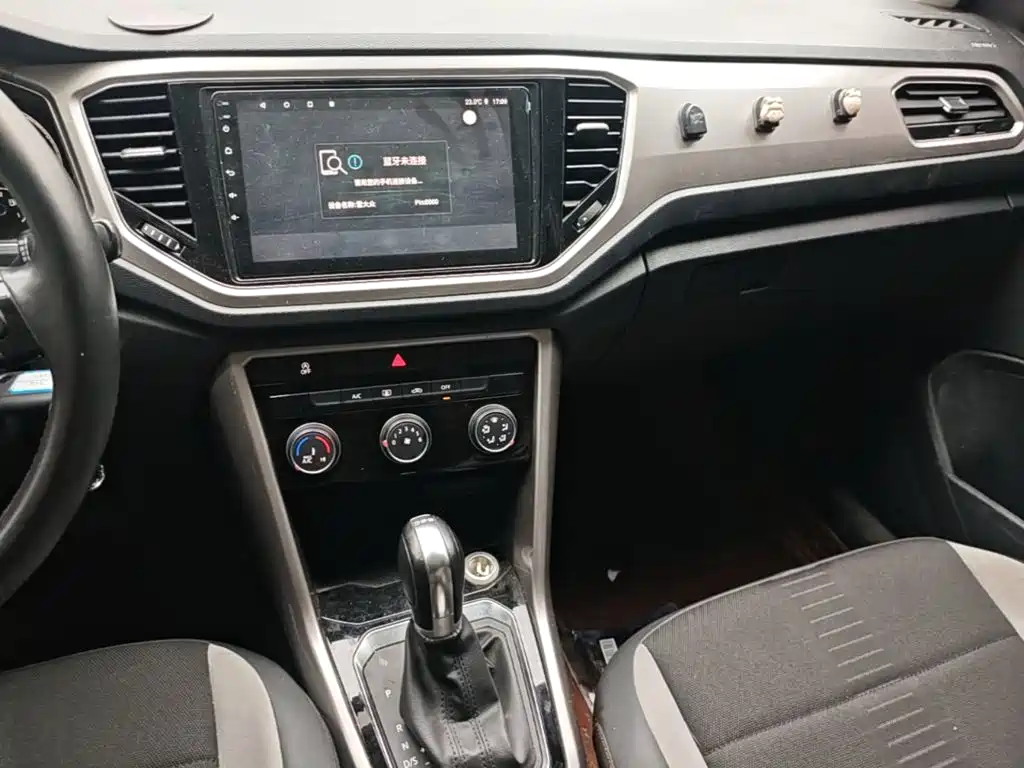 Volkswagen T-Roc 2021 — фото 13