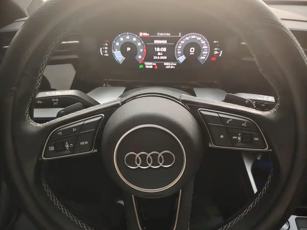Audi A3 2023 — фото 21