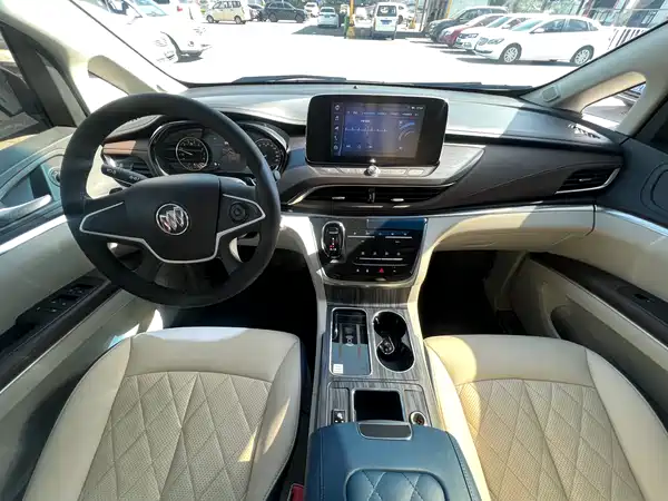 Buick GL8 2023
