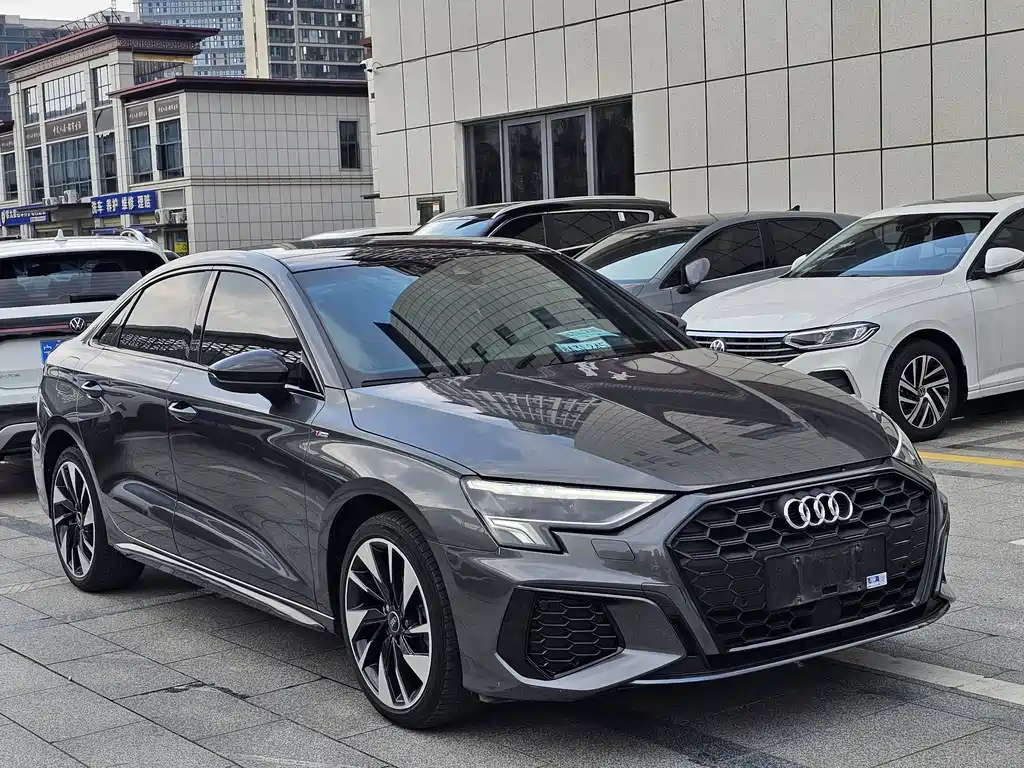 Audi A3 2022 — фото 3