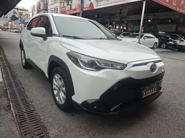 Toyota Frontlander 2022