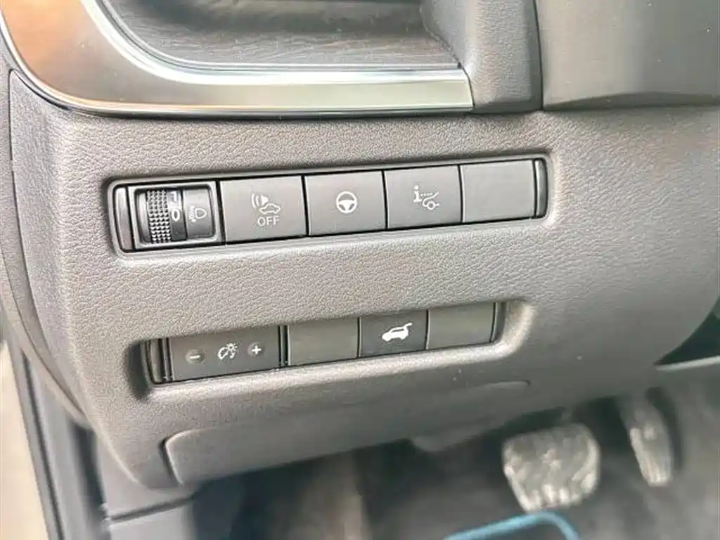 Nissan X-Trail 2023 — фото 13
