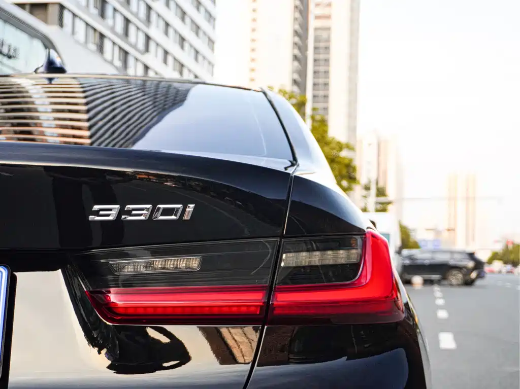 BMW 3 Series 2021