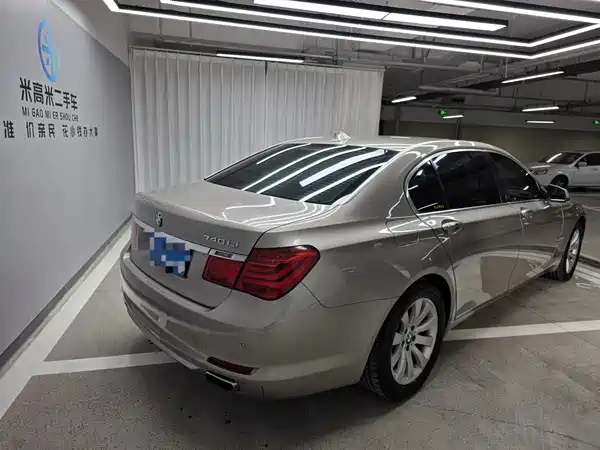 BMW 7 Series 2009