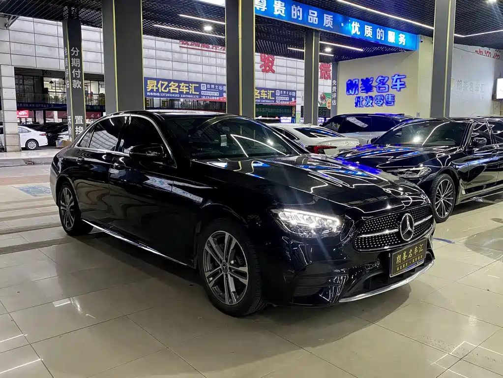 Mercedes-Benz E-Class 2022 — фото 3